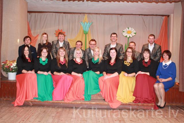 Lībagu BLPC vokālie ansambļi "Alba", vadītāja Sandra Lielanse un "Trubadūri", vadītājs Gatis Jugāns /Spārē, 05.11.2016./